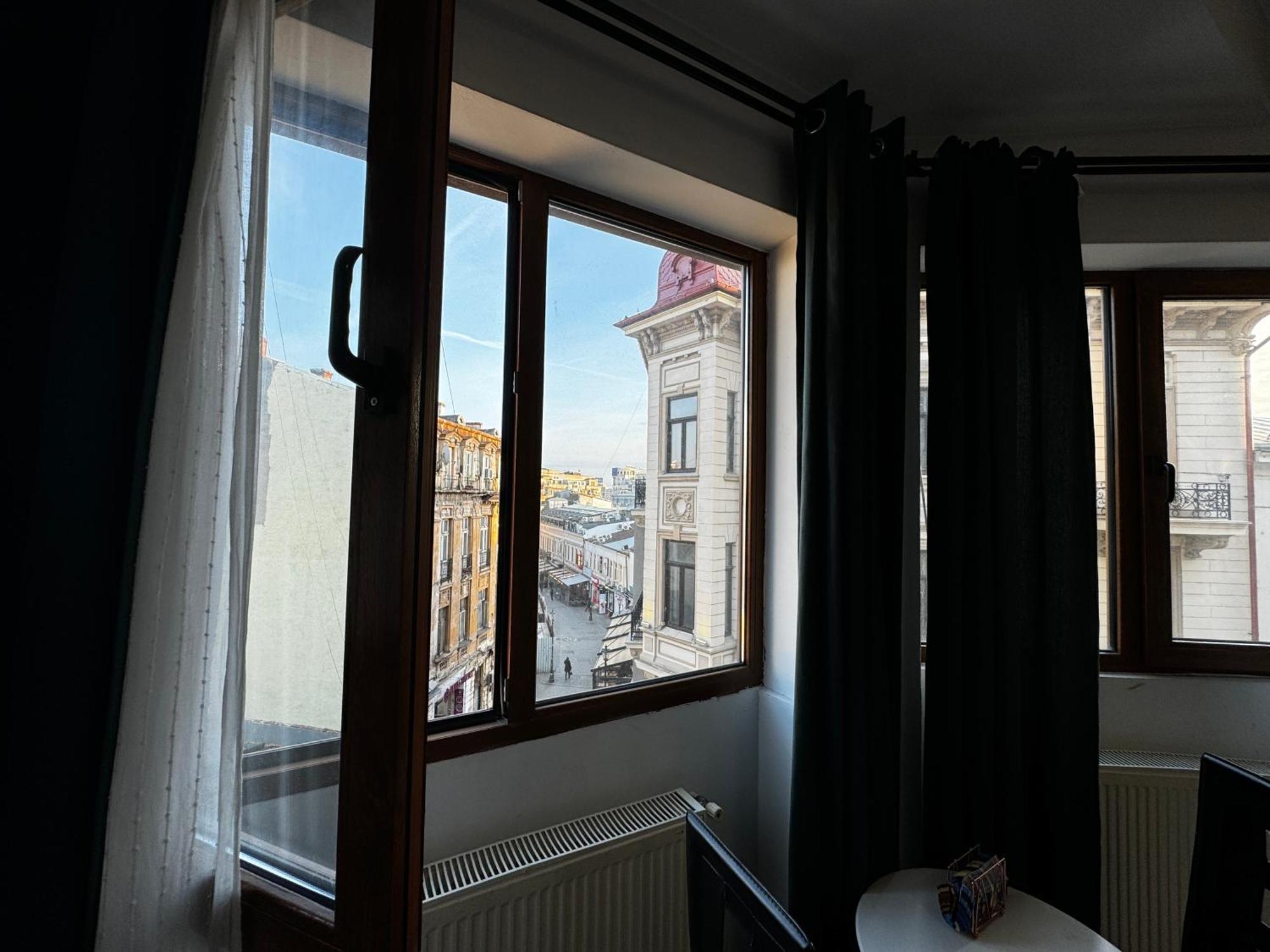 Old Town Studios By Chr Luxury Property Bucarest Extérieur photo