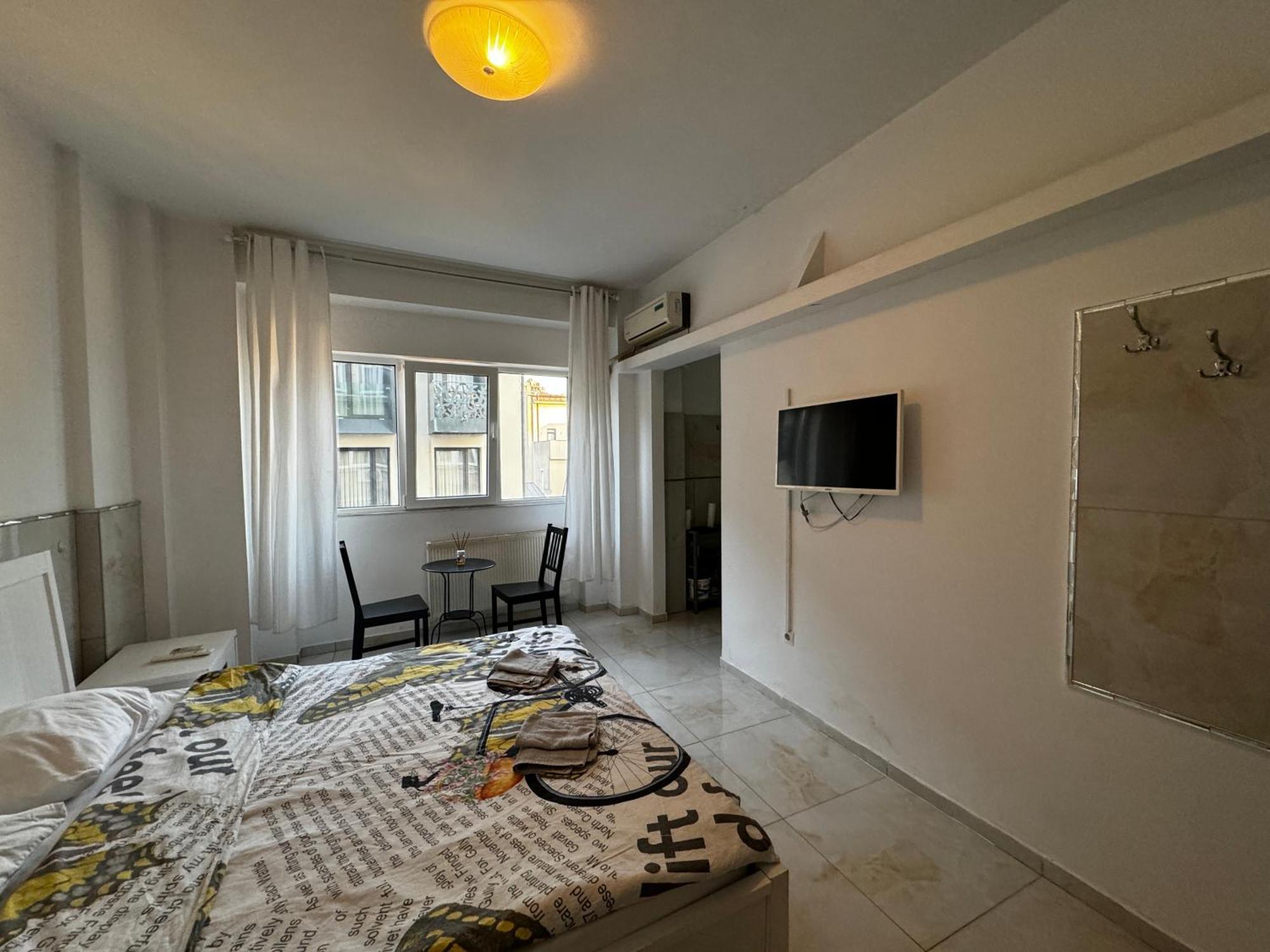 Old Town Studios By Chr Luxury Property Bucarest Extérieur photo