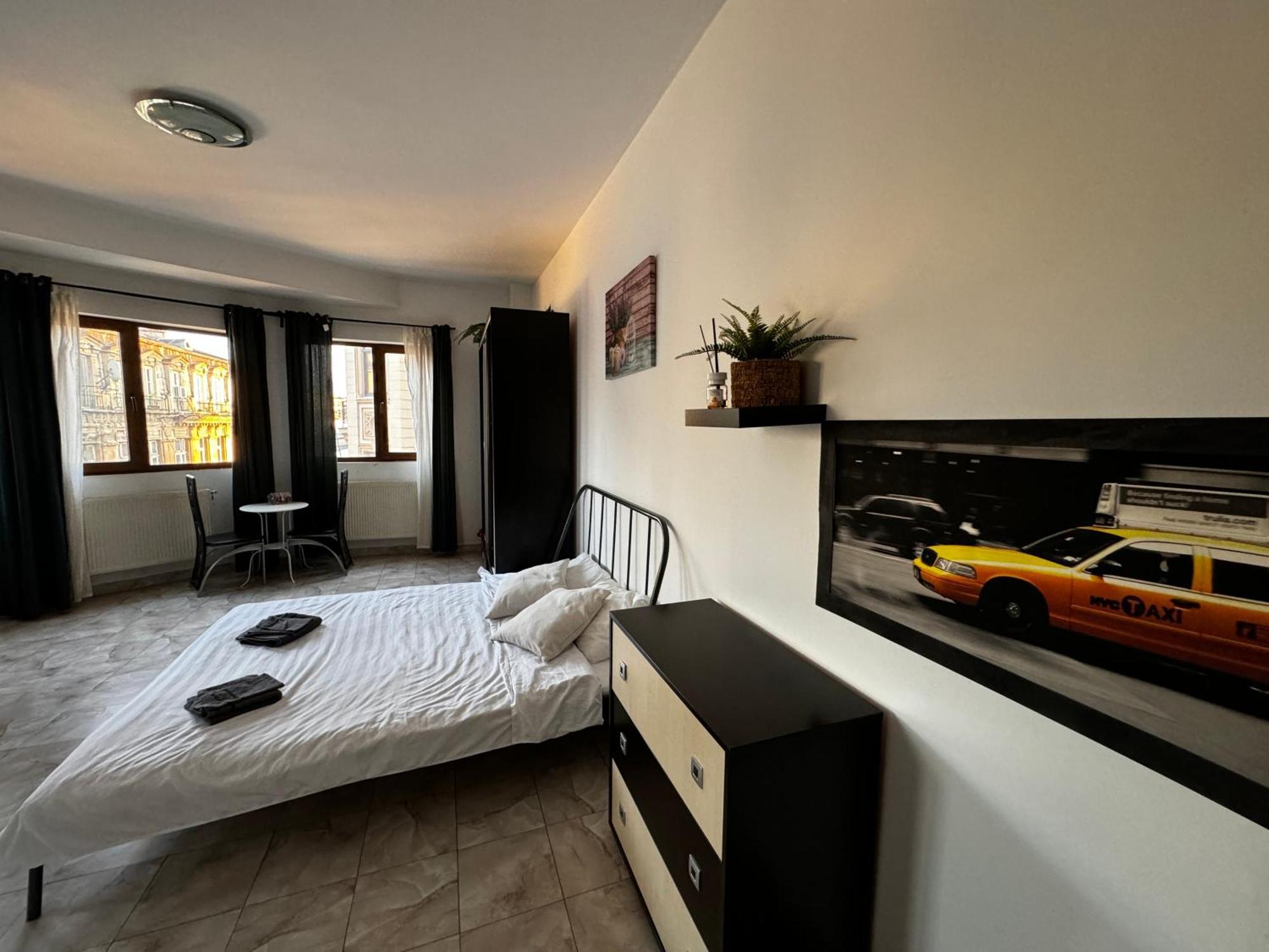 Old Town Studios By Chr Luxury Property Bucarest Extérieur photo