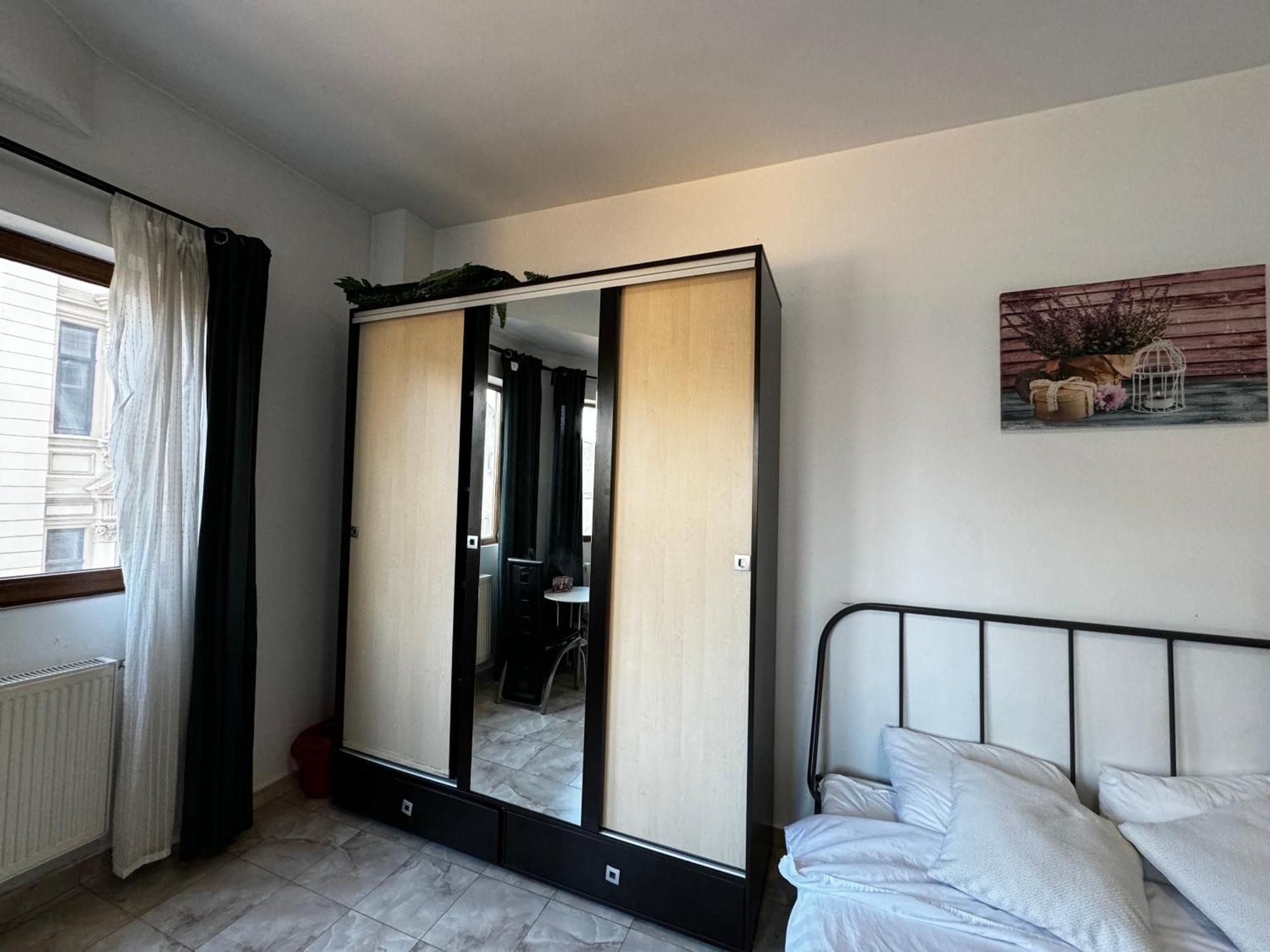 Old Town Studios By Chr Luxury Property Bucarest Extérieur photo
