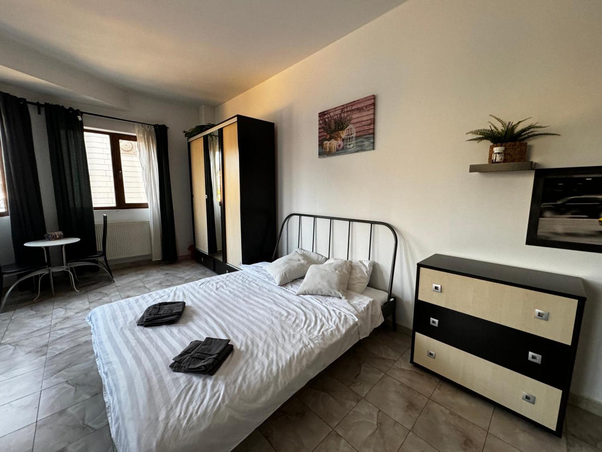 Old Town Studios By Chr Luxury Property Bucarest Extérieur photo